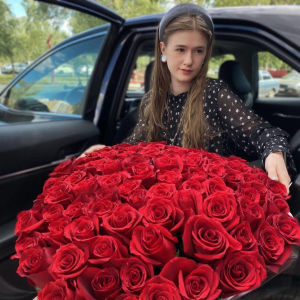 Букет "Шепот роз"